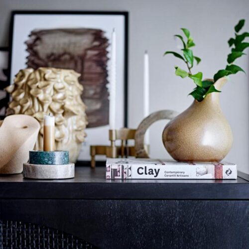 home accessories. home décor. plant pots. decorative vases. decorative accents. tabletop décor. modern home accessories. ceramic vases. indoor planters. sculptural décor. decorative bowls. minimalist décor. contemporary décor accessories. shelf styling décor. living room accessories. entryway décor. stylish home accents. interior styling pieces. organic modern décor. aesthetic home accessories. cushions. throws. blankets. rugs