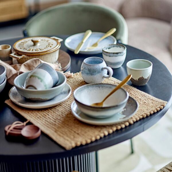 cutlery. dinnerware. kitchenware. tableware. servingware. utensils. dishes. plates. bowls. cups. glasses. flatware. silverware. ceramic. porcelain. stainless steel. glassware. dining accessories. kitchen essentials